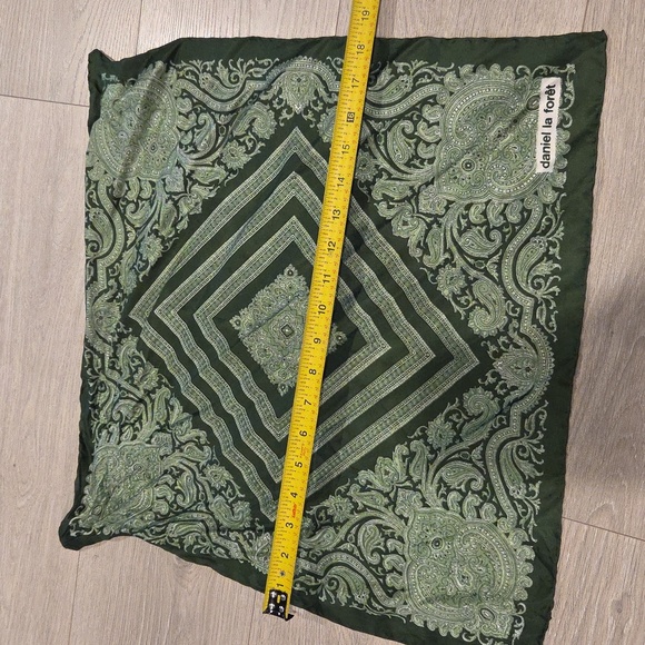 Daniel La Forer Scarf - Picture 2 of 2